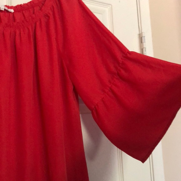 Top - Picture 2 of 2